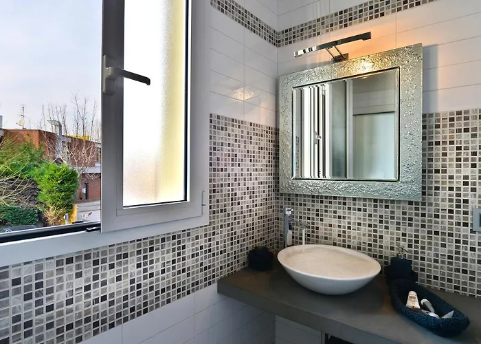 Ur-nest Beverara 볼로냐